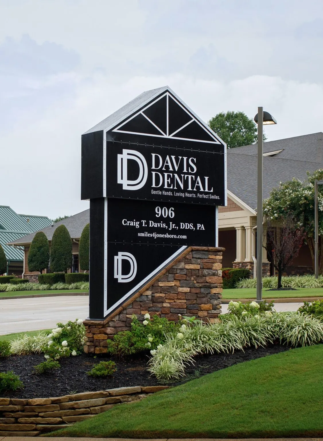 Davis Dental Facade